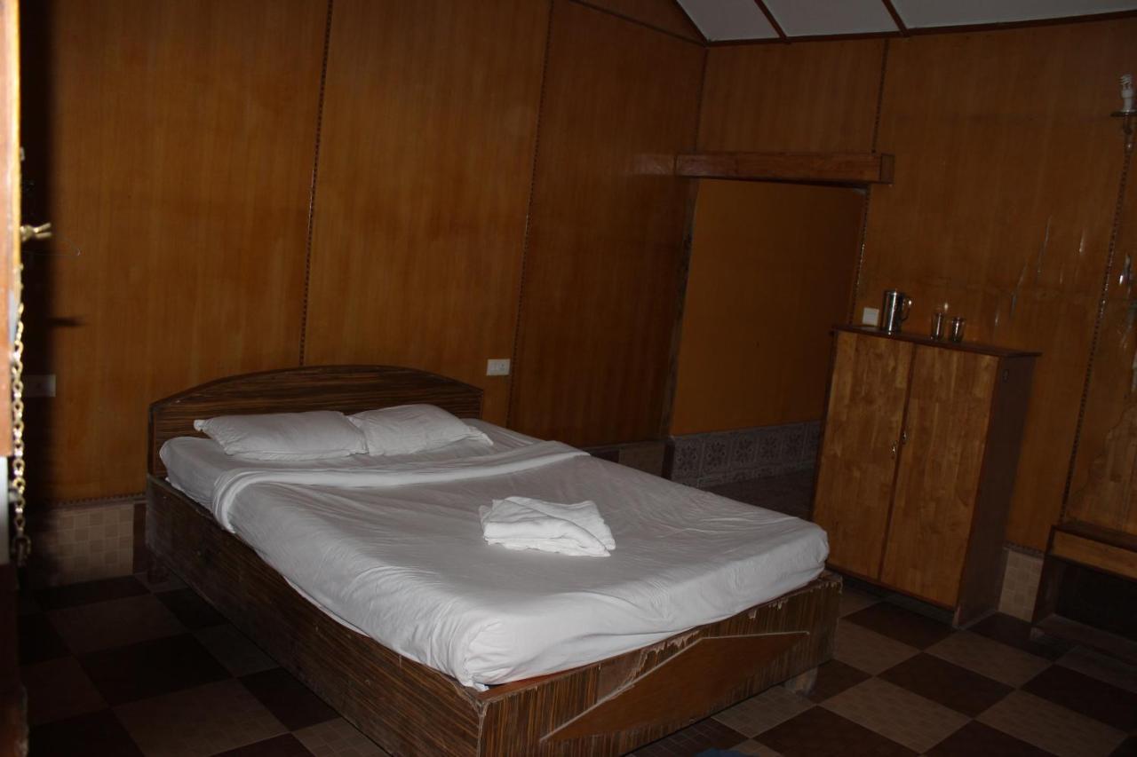 Gold Star Beach Resort Govind Nagar Exterior photo